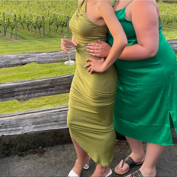 XS Green "The Goddess" Lioness Princess Polly Asymmetrical 90s Midi Dress - Picture 4 of 12